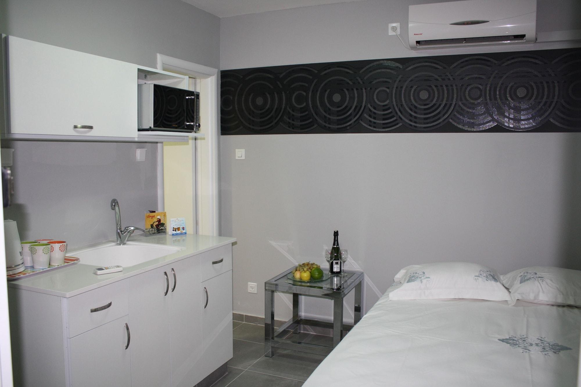 Rich Luxury Suites Ейлат Екстериор снимка