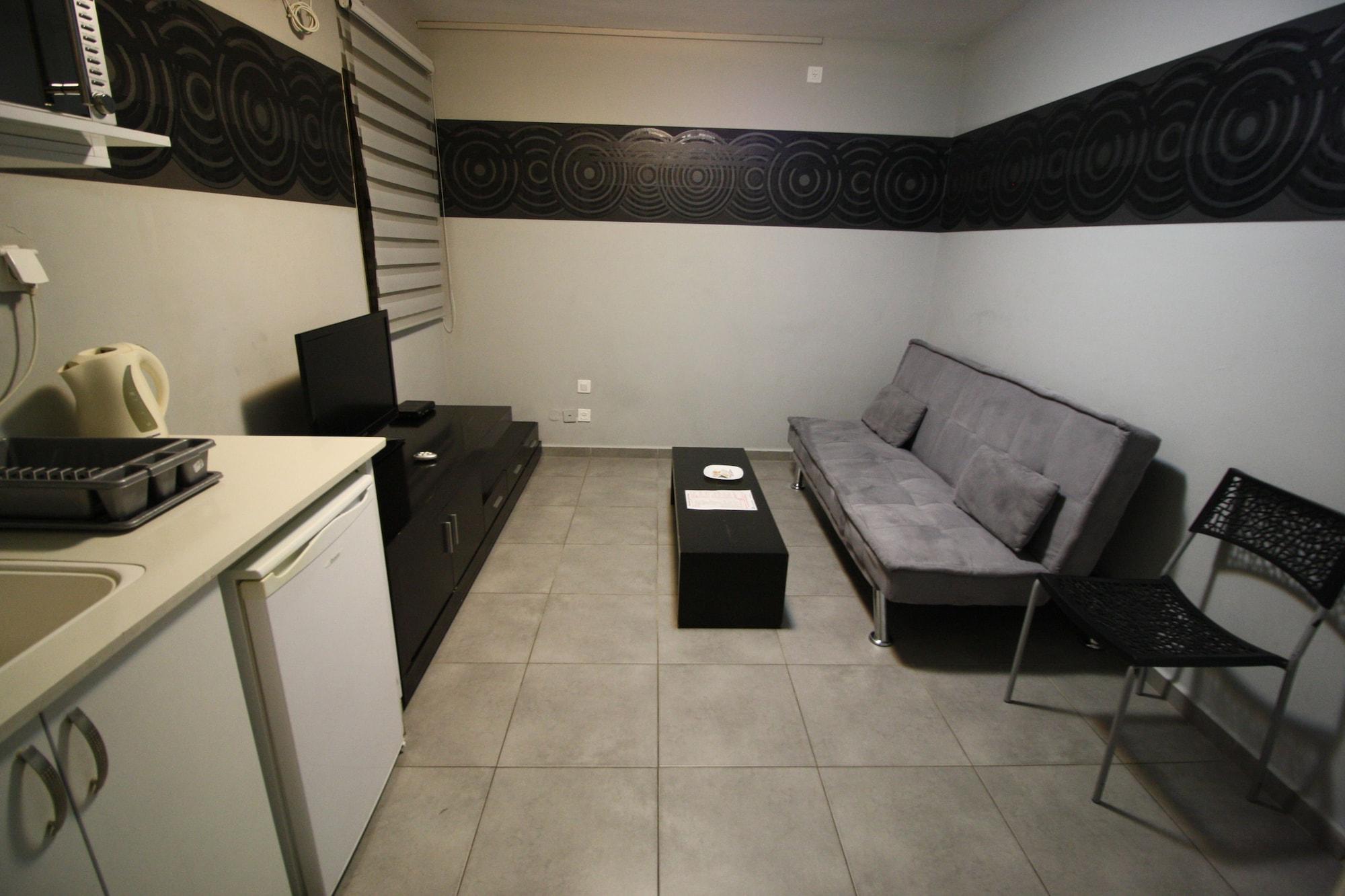 Rich Luxury Suites Ейлат Екстериор снимка