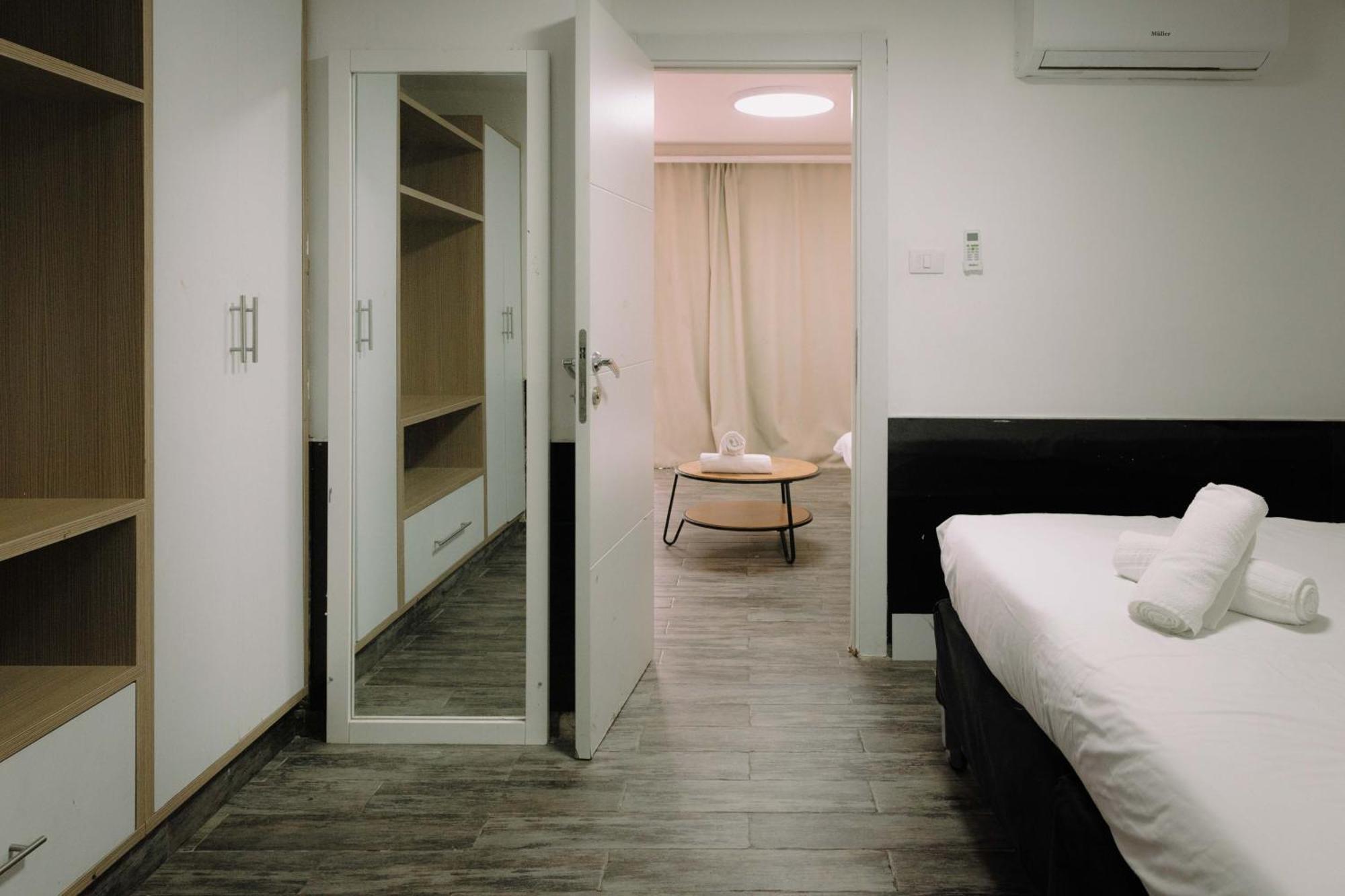 Rich Luxury Suites Ейлат Екстериор снимка