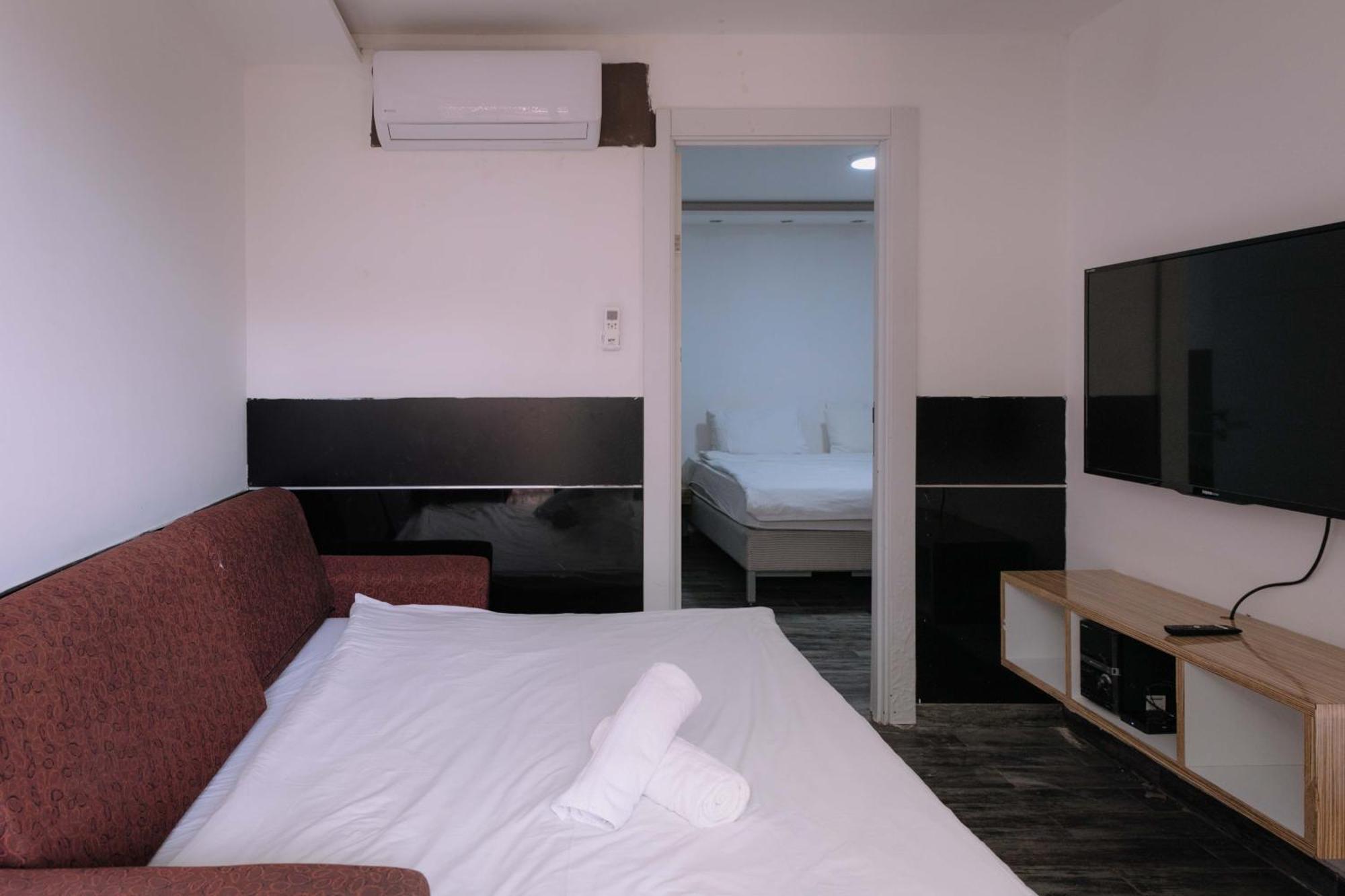 Rich Luxury Suites Ейлат Екстериор снимка